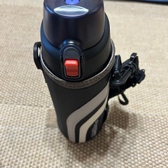 水筒　ステンレスボトル　ワンタッチ　保冷　野球　サッカーポーチ付きの画像