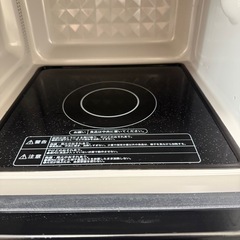 2024年　ハイアール　フラット電子レンジ　シルバー　ピカピカの画像