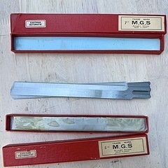 M.G.S　KM 裁断機用メス 縦刃裁断機 日本製 7インチ と6インチ新品未使用の画像
