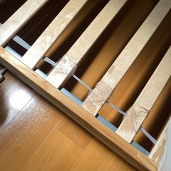 セミダブルベッドとマットレスのセットの画像