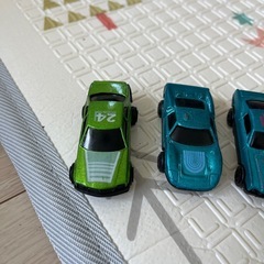 ミニカー　4台の画像