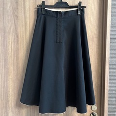 ADAM ET ROPE' アダムエロペ　リバーシブル　フレアスカートの画像