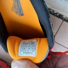 アシックス　スニーカーの画像