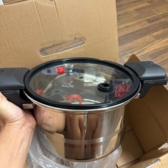 【新品】圧力鍋2点 の画像