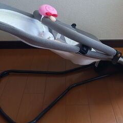 赤ちゃん用バスチェア、バウンサーのセット！の画像