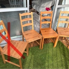 IKEA  ヨックモック ダイニングテーブル ＆ チェア3脚セット✨️(専用チェアクッション付きx3)の画像