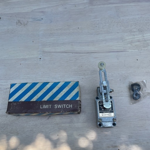 LIMIT SWITCH (明揚商事) 気賀のその他の中古あげます・譲ります