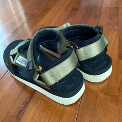 美品✨SUICOKE Vibram サンダル 24cmの画像