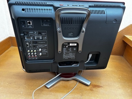SHARP AQUOS 液晶テレビ 20型（赤） (Yuki) 服部川のテレビ