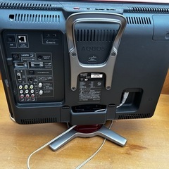 SHARP AQUOS 液晶テレビ 20型（赤）の画像