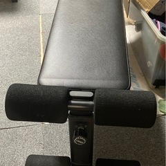 LEADING EDGE マルチシットアップベンチ LE-B40 トレーニングベンチの画像