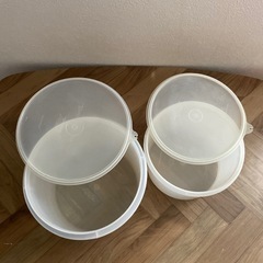 タッパーウェア　保存容器　２個セットの画像