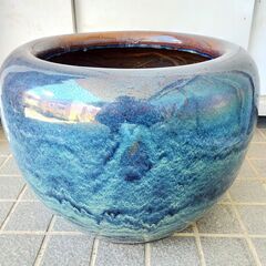 △ A 火鉢 ひばち 中 高さ 37㎝ 直径 47㎝ ひび無し 底の周りに欠けありの画像