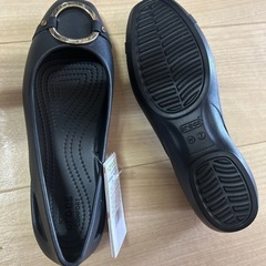 レディース クロックスの画像