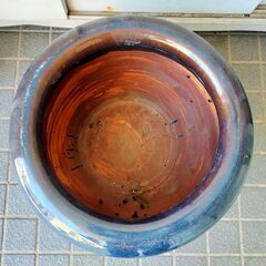 △ A 火鉢 ひばち 中 高さ 37㎝ 直径 47㎝ ひび無し 底の周りに欠けありの画像