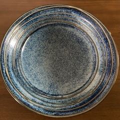 群青色のお皿の画像