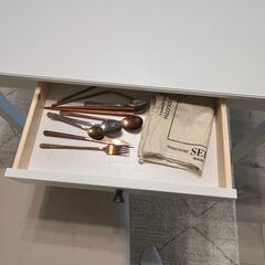 （更新）IKEA ダイニングセット（折りたたみ式引き出し付き四角テーブル・椅子）の画像