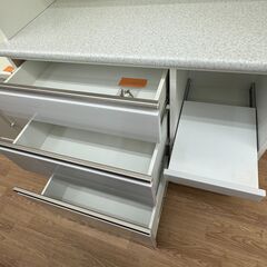 ★リユースのサカイ春日部店★KJ10959 ニトリ 食器棚 ホワイト H201×W101×D45 クリーニング済みの画像