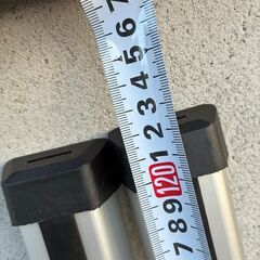 汎用ルーフキャリア（ベースキャリア）　バーの長さ：122cm（ほぼ未使用）の画像