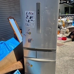 冷蔵庫　パナソニック　2011 nr-e435