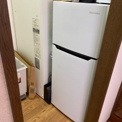 テレビ台と冷蔵庫のセットの画像