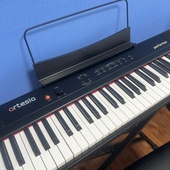電子ピアノの画像