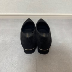 【試着のみ】ローヒール パンプス　スウェードの画像