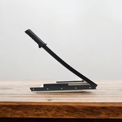 ペーパーカッター　裁断機の画像