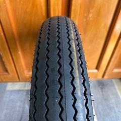 4.00-18新品タイヤ1本の画像