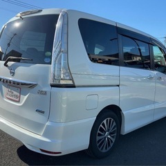 日産　セレナ　白真珠の画像