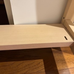 【無料】勉強机（引き出し付き）※引き取り限定／チェスト別出品あり 
の画像