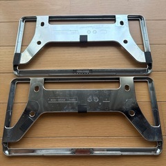 スズキ　SUZUKI   ナンバーフレームの画像