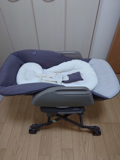 COMBI ベビーチェア電動　高級モデル