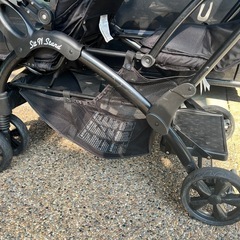 babytrend ２人乗りベビーカーの画像