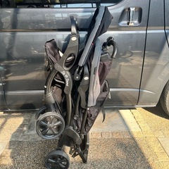 babytrend ２人乗りベビーカーの画像