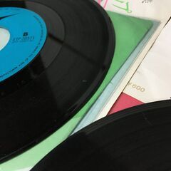 【昭和レコード】6枚 EP 7インチ 郷ひろみ/アン・ルイス/渡辺真知子/尾崎亜美 シングル 1976年～ 昭和レトロの画像
