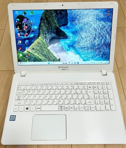 【NEC】LM750 高性能i7 SSD256GB 16GB ホワイトノートPC NEC】LM750 高性能i7 SSD256GB 16GB ホワイトノートPC 美品