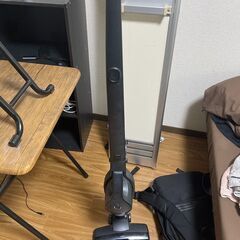 充電式の掃除機の画像