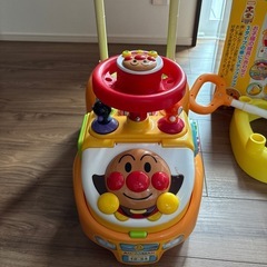 アンパンマン　よくばりビジーカーの画像