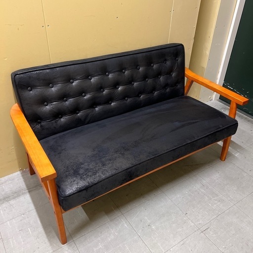 【トレファク神戸南店】★値下げしました★コスパクリエーション 木肘ヴィンテージソファー ブラックです!【取りに来られる方限定】