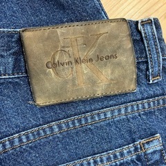 W2507-590 カルバンクライン ジーンズ やぶれありの画像