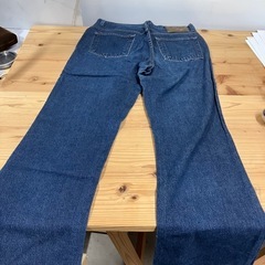 W2507-590 カルバンクライン ジーンズ やぶれありの画像