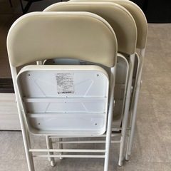 【差し上げます】折りたたみ椅子3脚の画像