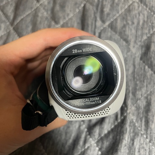 Nikon s7000とPanasonic V480MS