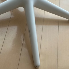 【高級家具】Kartell カウンターチェア SPOON ホワイトの画像