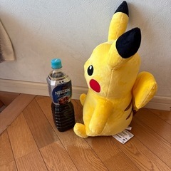 ピカチュウ ぬいぐるみの画像