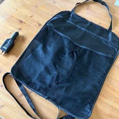 車用ゴミ箱、カーソケット、シートバッグの画像