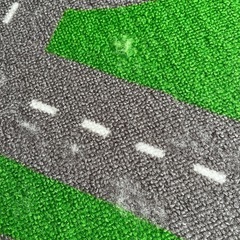IKEA ストラボ　子供　カーペットの画像