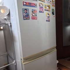 冷蔵庫の画像