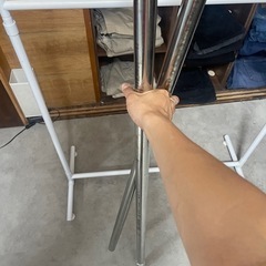 ハンガーラックの画像